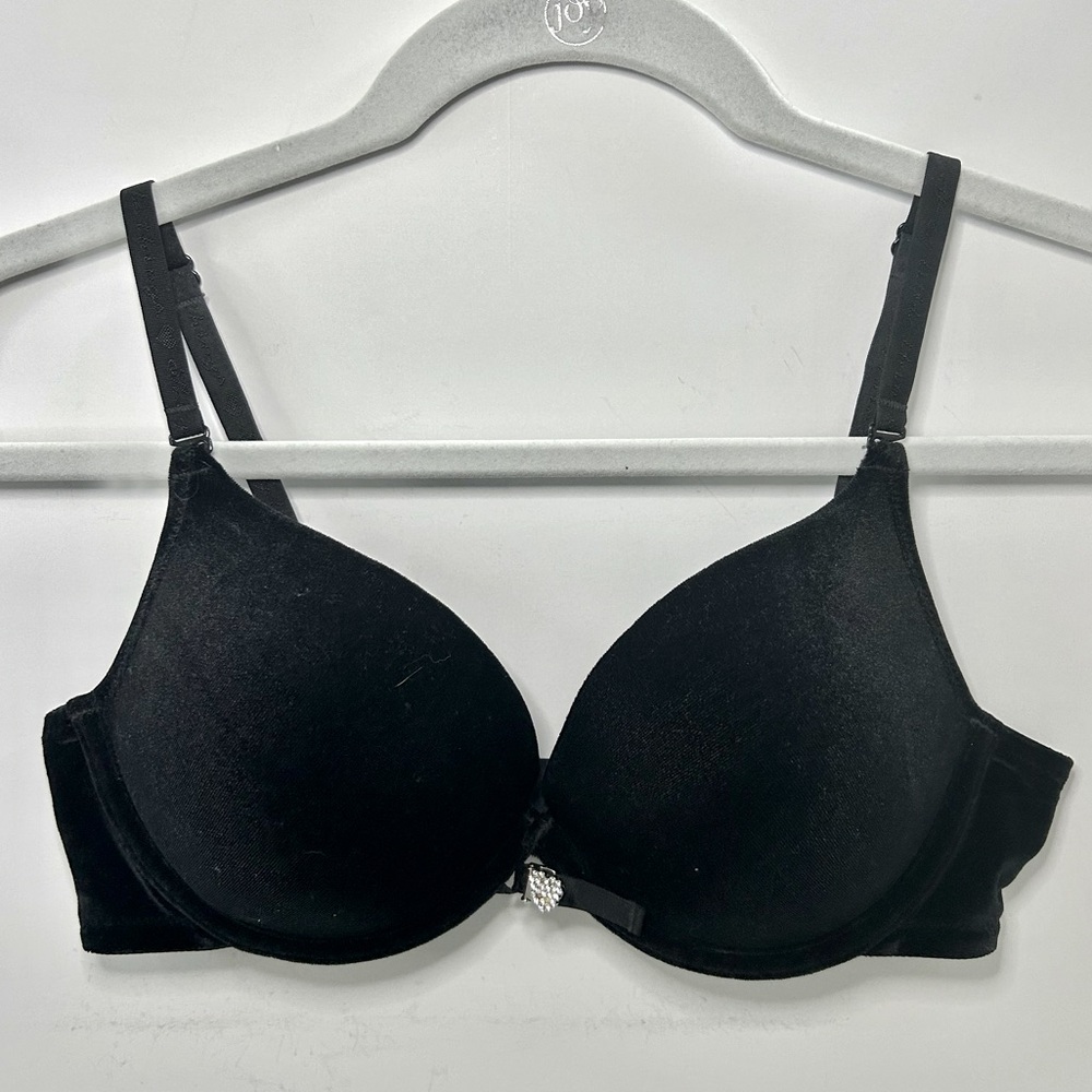 Victoria’s Secret Sexy Little Things Black Velvet Rhinestone Heart Bra 36C